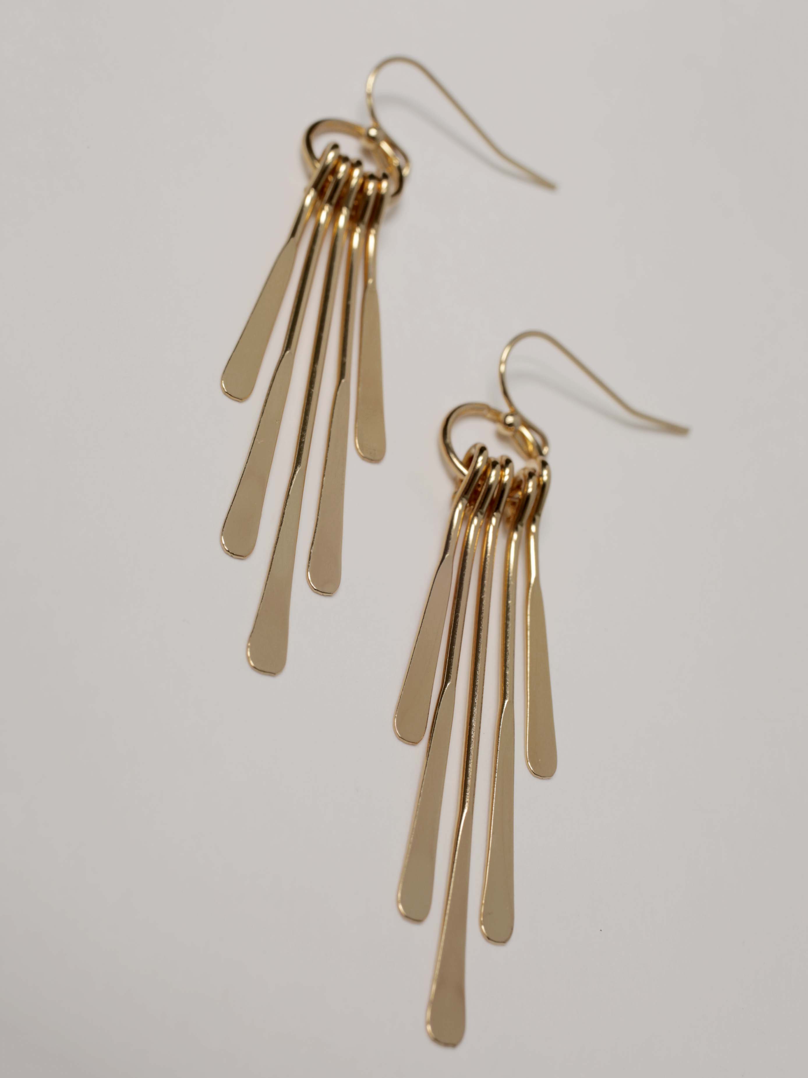 paddle dangle earring