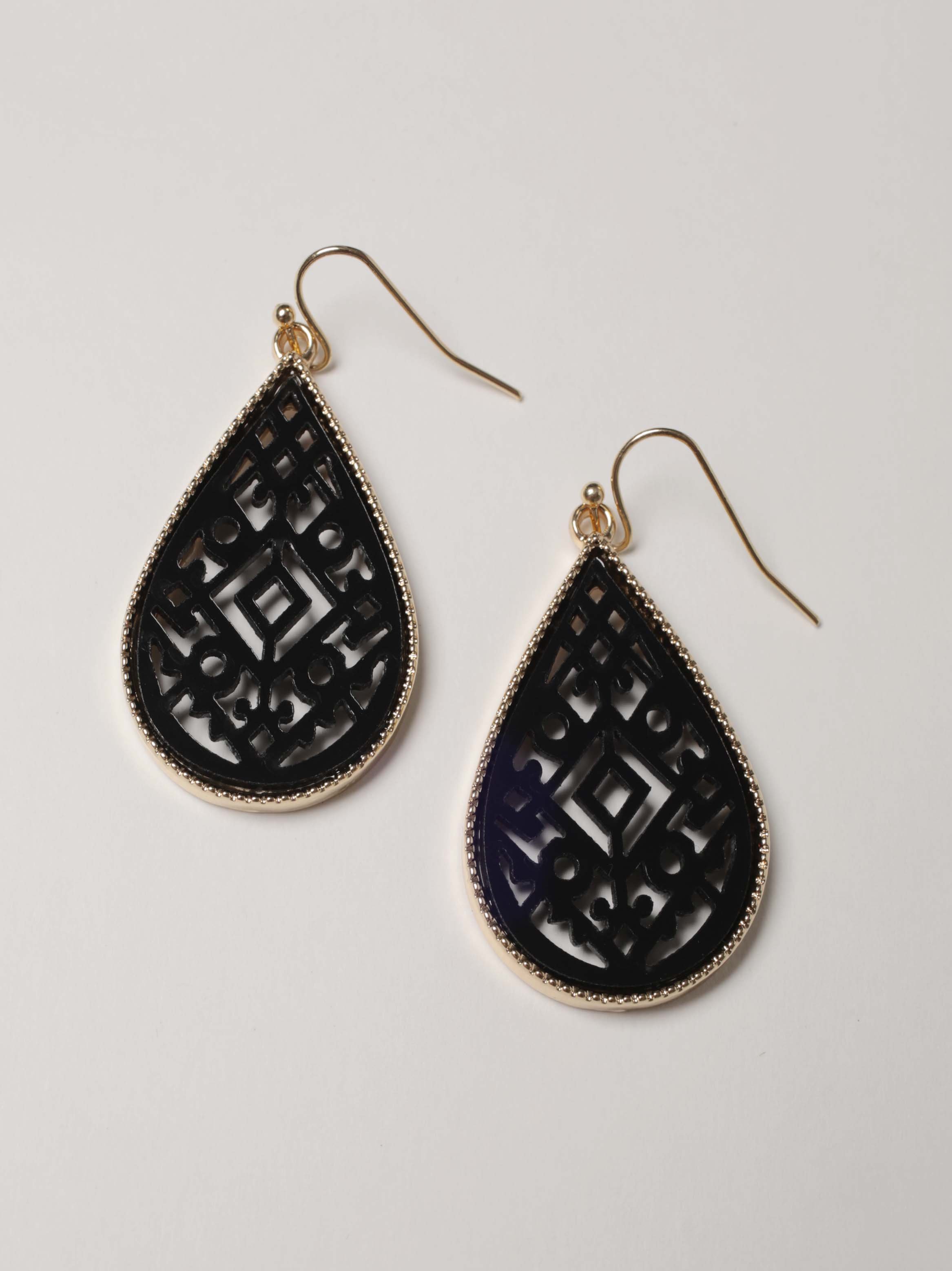 filigree tear drop earring