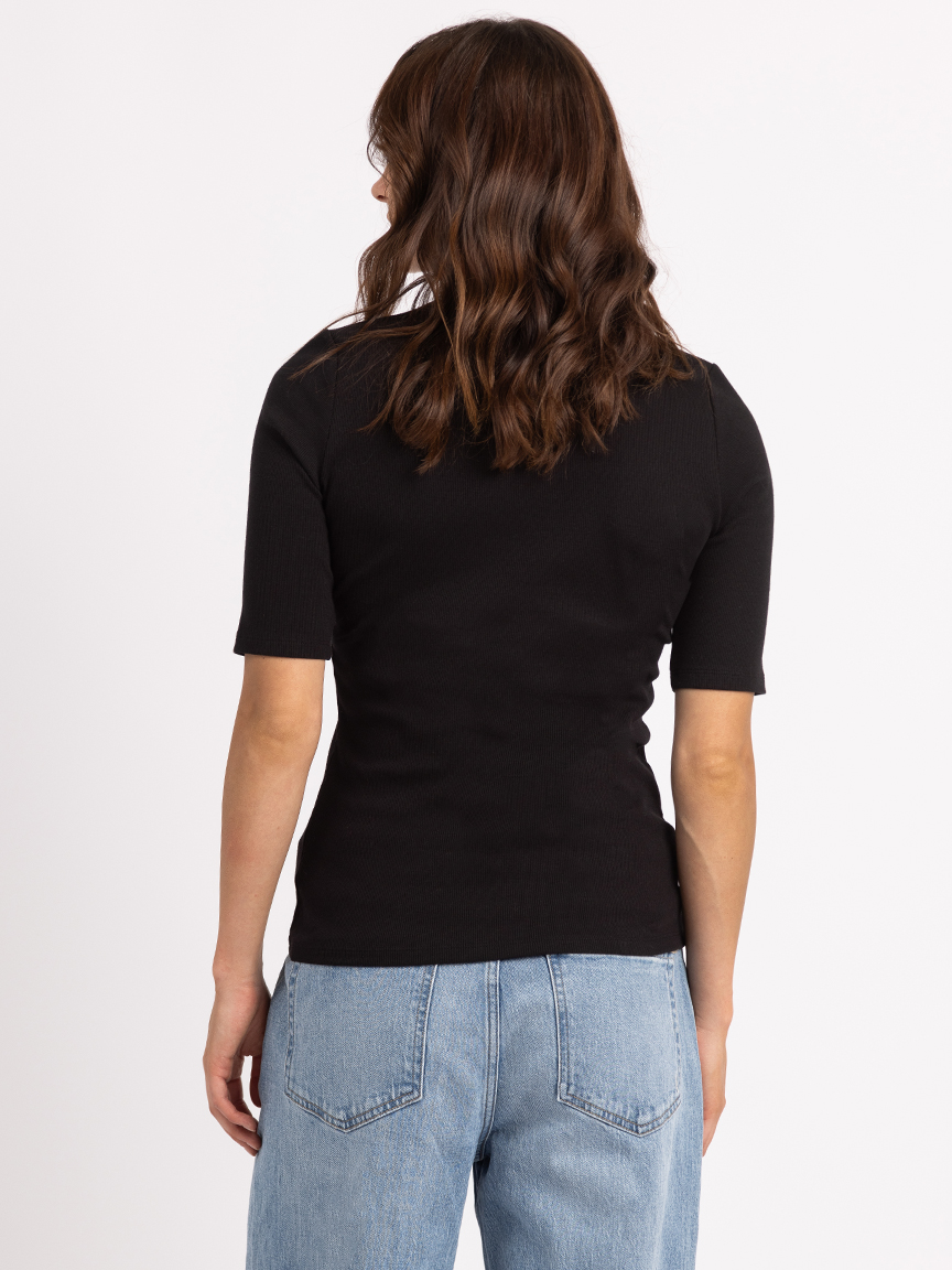 signey mock neck top