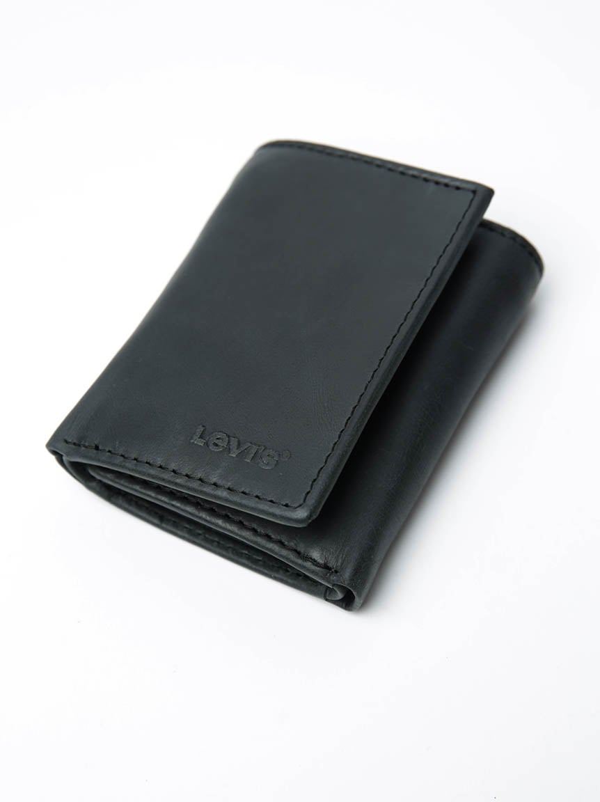 slim trifold wallet