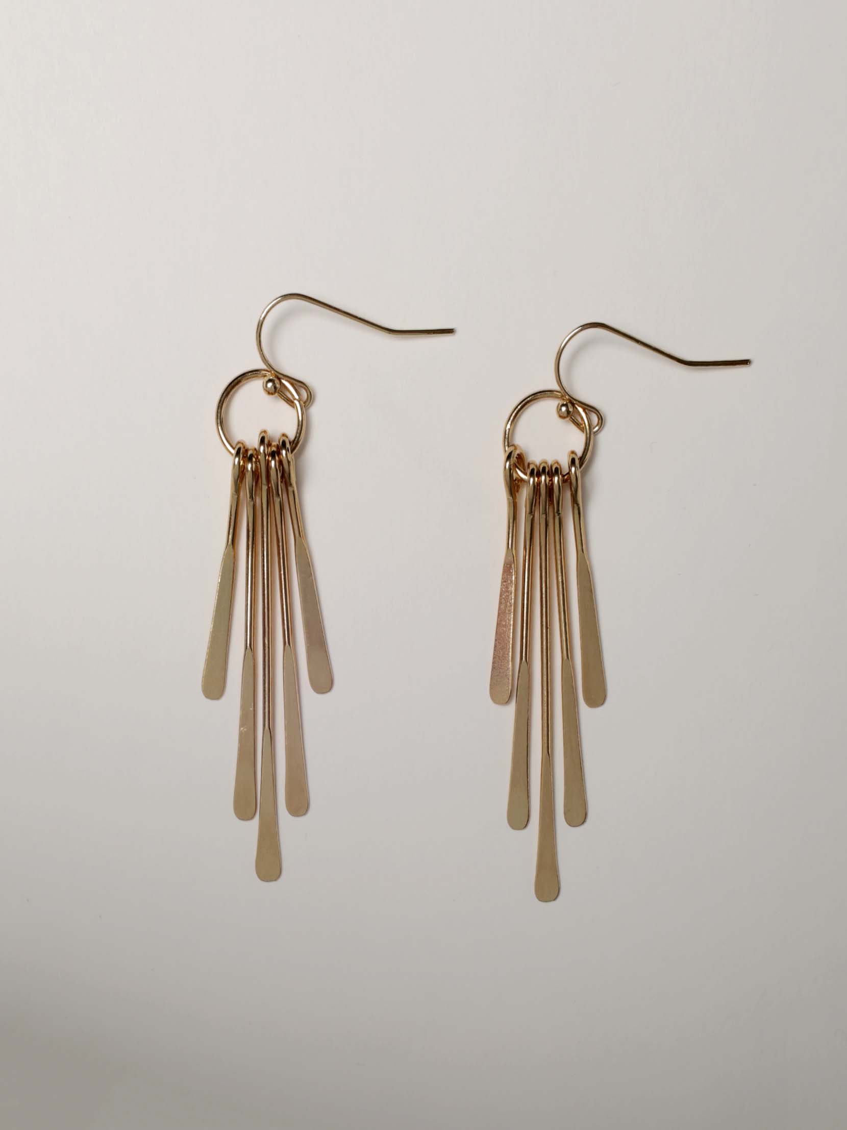 paddle dangle earring